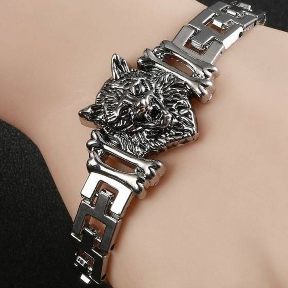 Bracelet - Picture 1 of 2